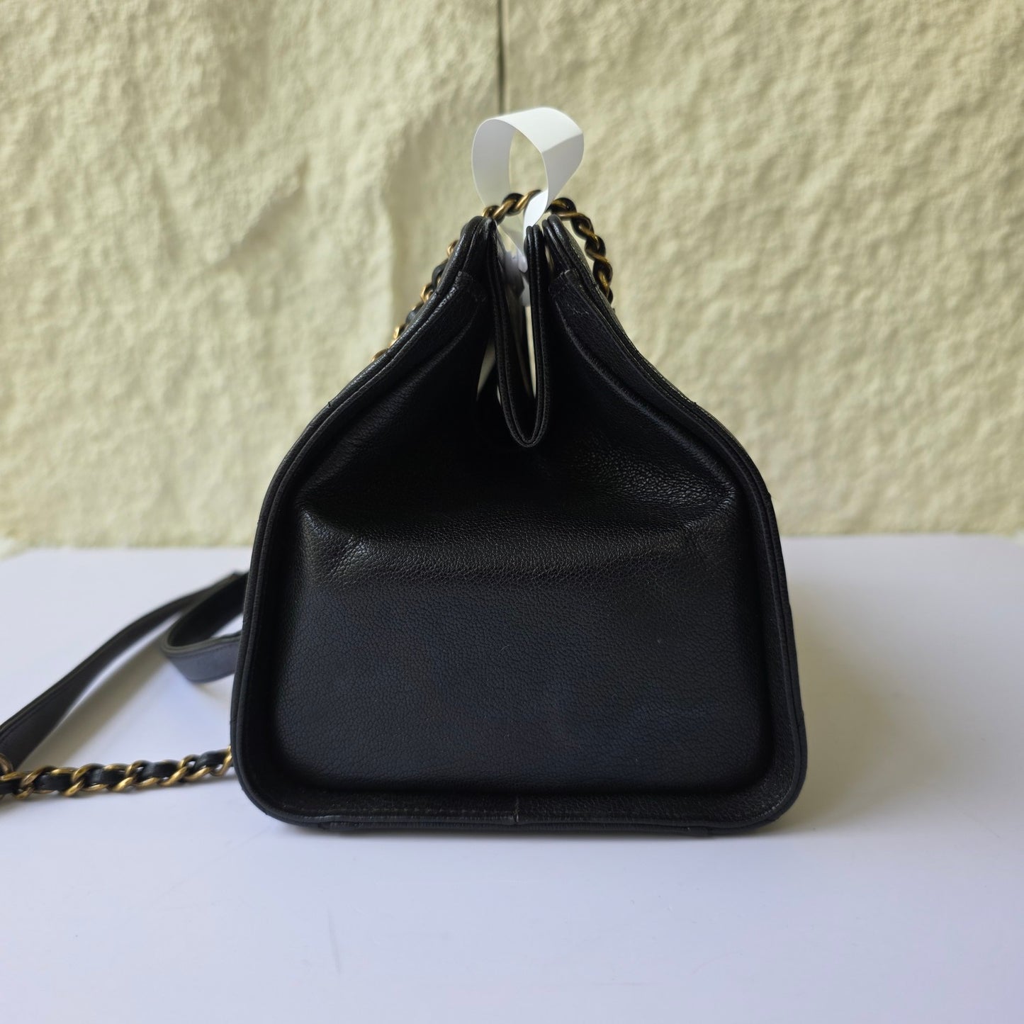 Chanel Diagonal Quilted Leather Chain Shoulder Bag (Pre-Owned)