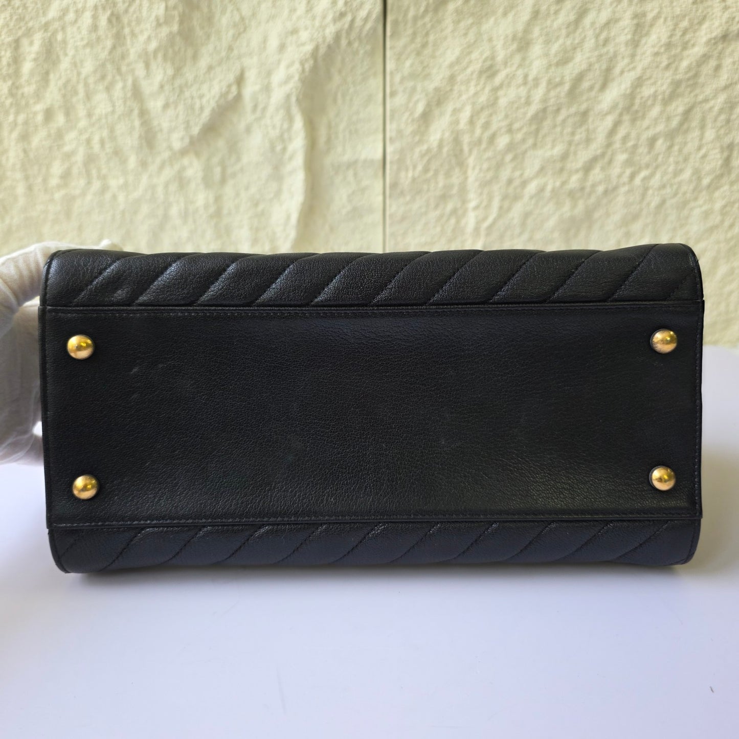 Chanel Diagonal Quilted Leather Chain Shoulder Bag (Pre-Owned)