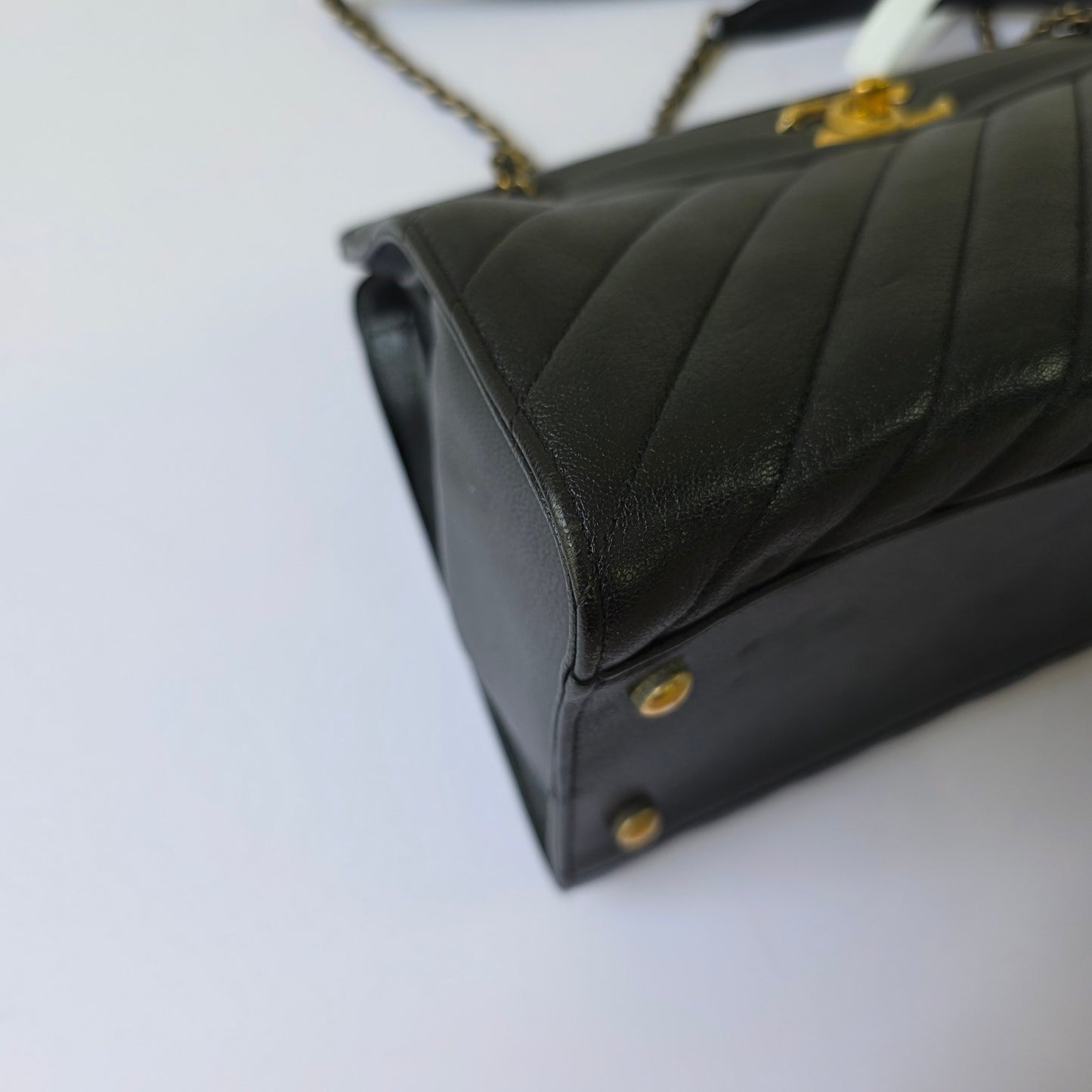 Chanel Diagonal Quilted Leather Chain Shoulder Bag (Pre-Owned)