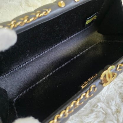 Chanel CC Logo Quilted Chain Shoulder Bag (Pre-Owned)