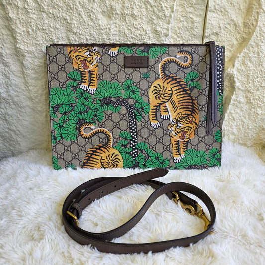 Gucci GG Supreme Bengal Tiger Pouch Shoulder Bag (Pre-Owned)