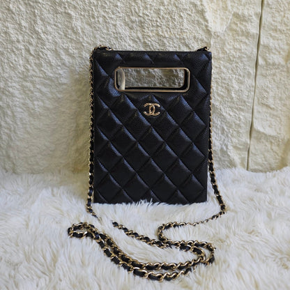 Chanel Quilted Leather Chain Vanity Bag (Pre-Owned)