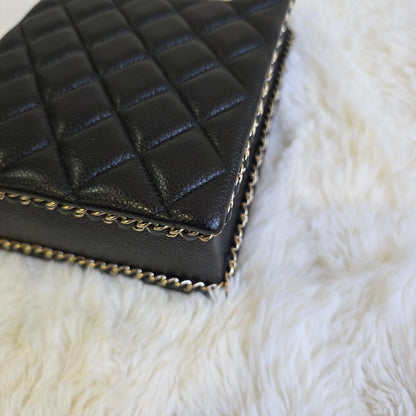 Chanel Quilted Leather Chain Vanity Bag (Pre-Owned)
