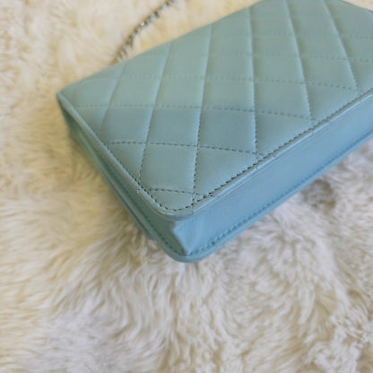 Chanel Quilted Leather Wallet on Chain Bag (Pre-Owned)