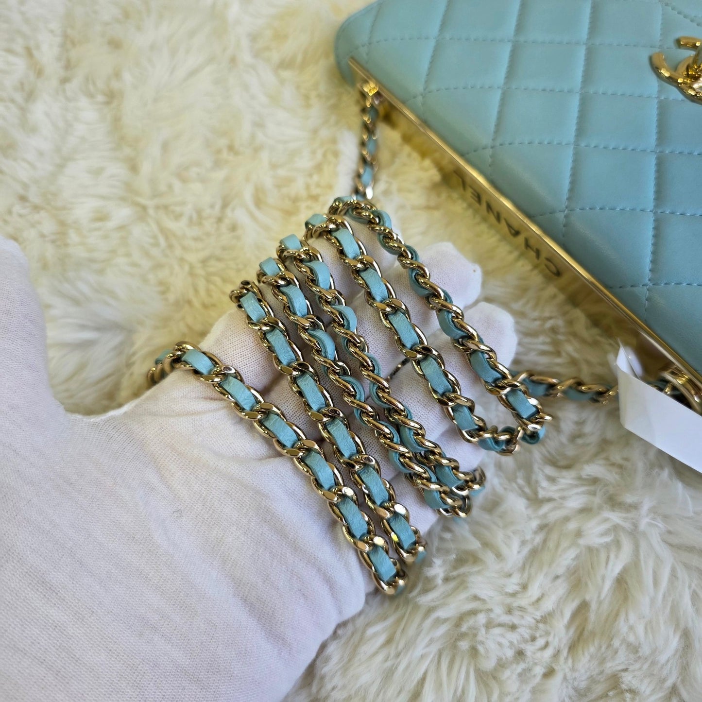 Chanel Quilted Leather Wallet on Chain Bag (Pre-Owned)