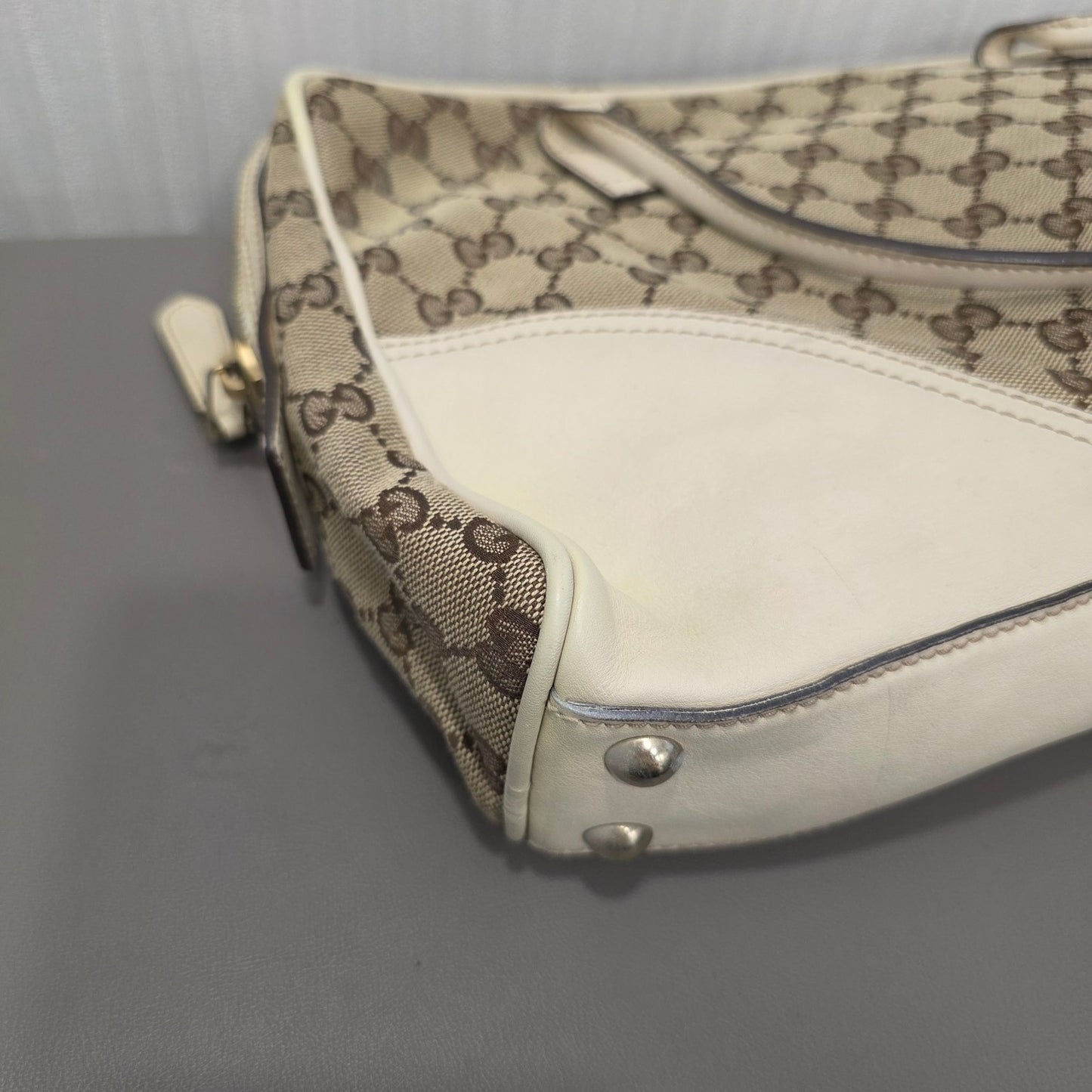 Gucci GG Canvas Shoulder Bag (Pre-Owned)