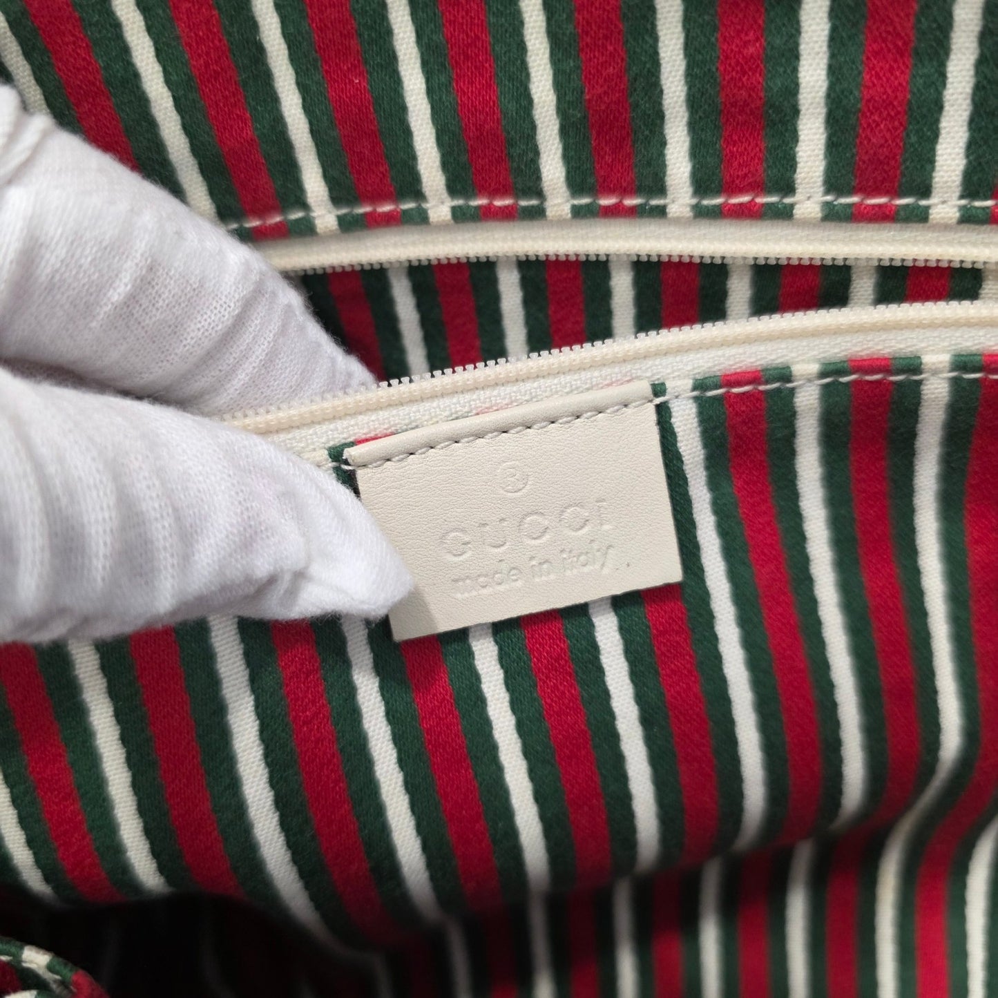 Gucci GG Canvas Shoulder Bag (Pre-Owned)
