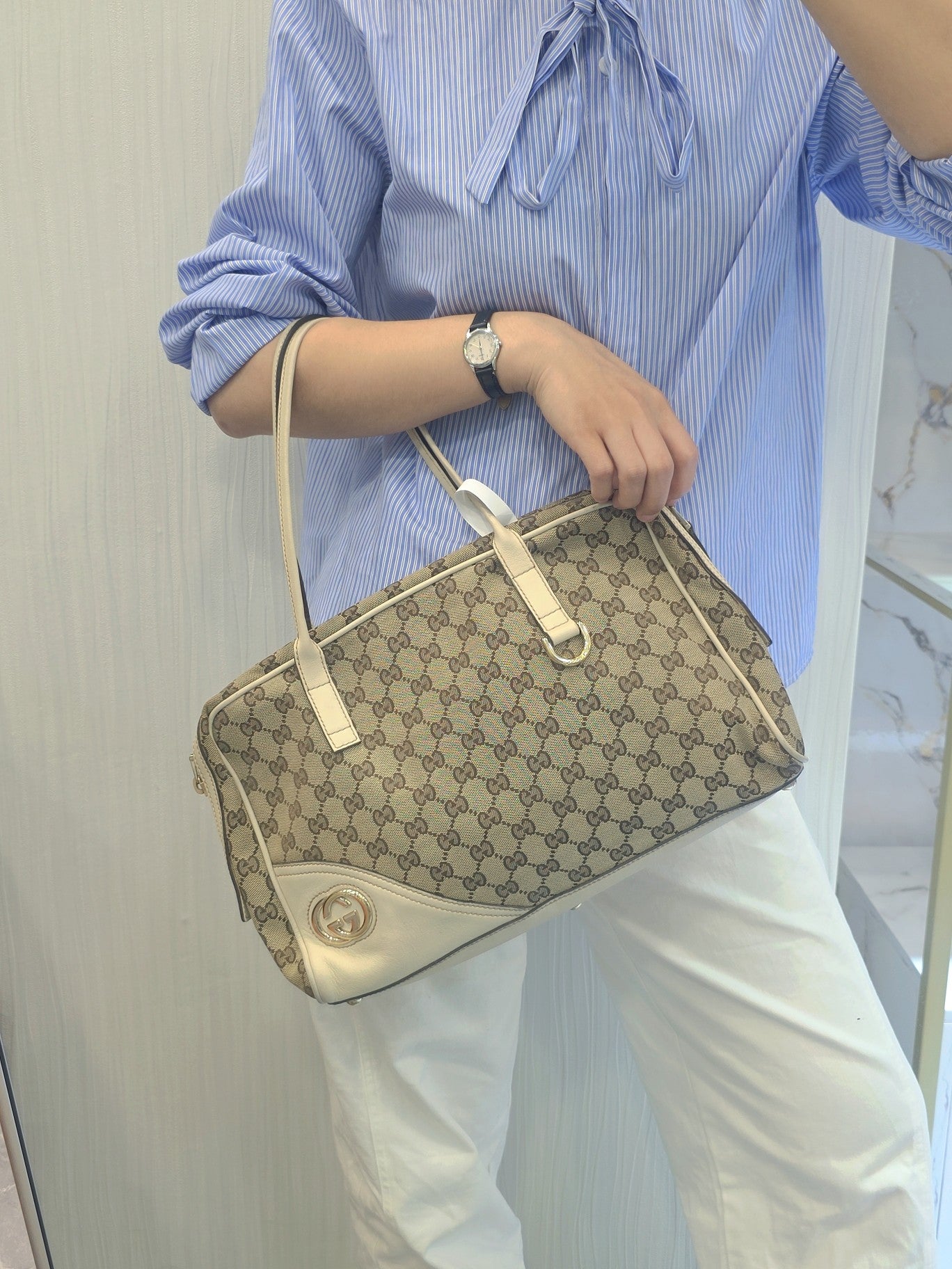 Gucci GG Canvas Shoulder Bag (Pre-Owned)