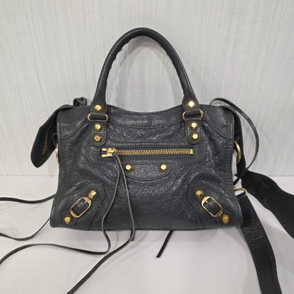 Balenciaga Classic City Leather Shoulder Bag (Pre-Owned)