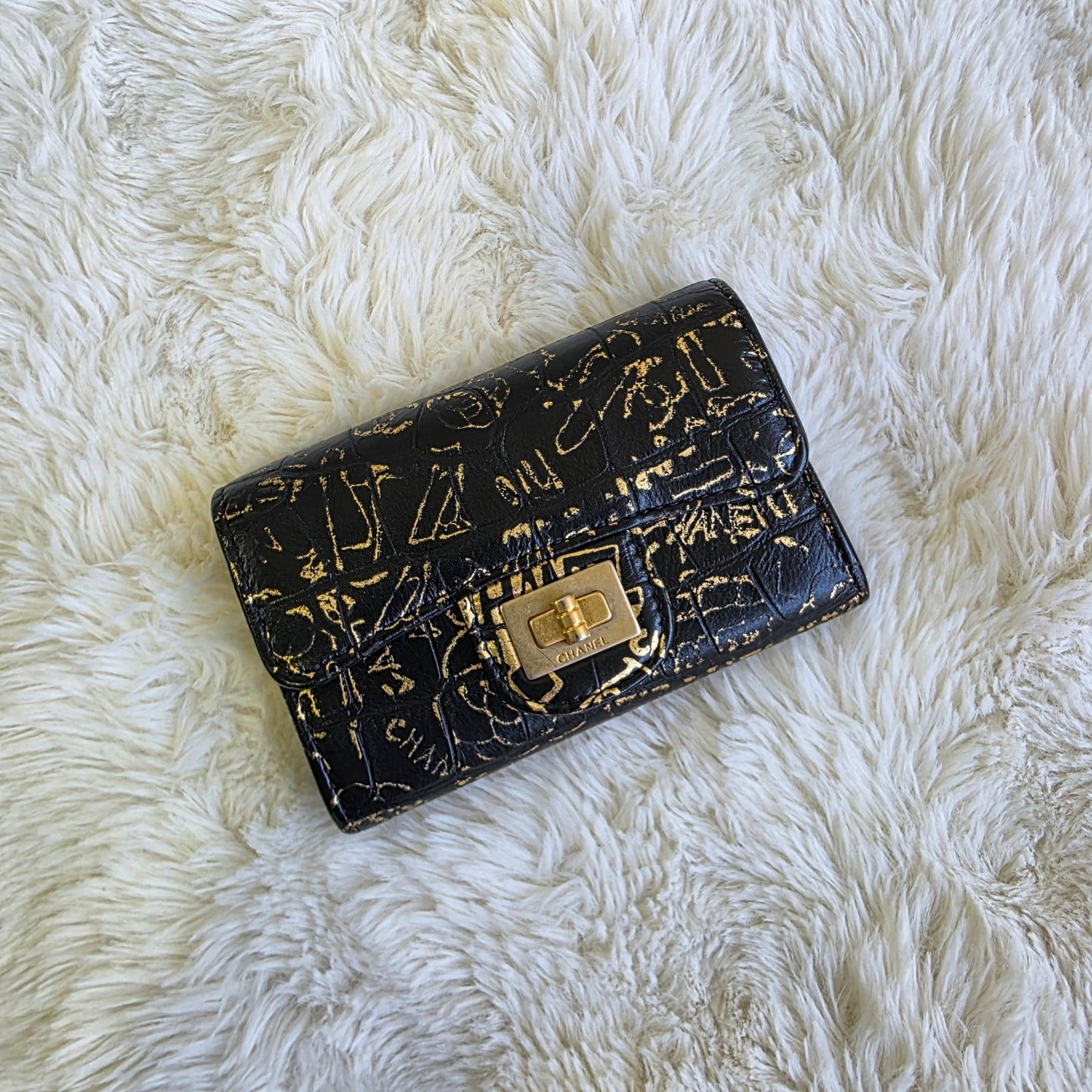 Chanel Reissue 2.55 Graffiti Leather Long Wallet (Pre-Owned)