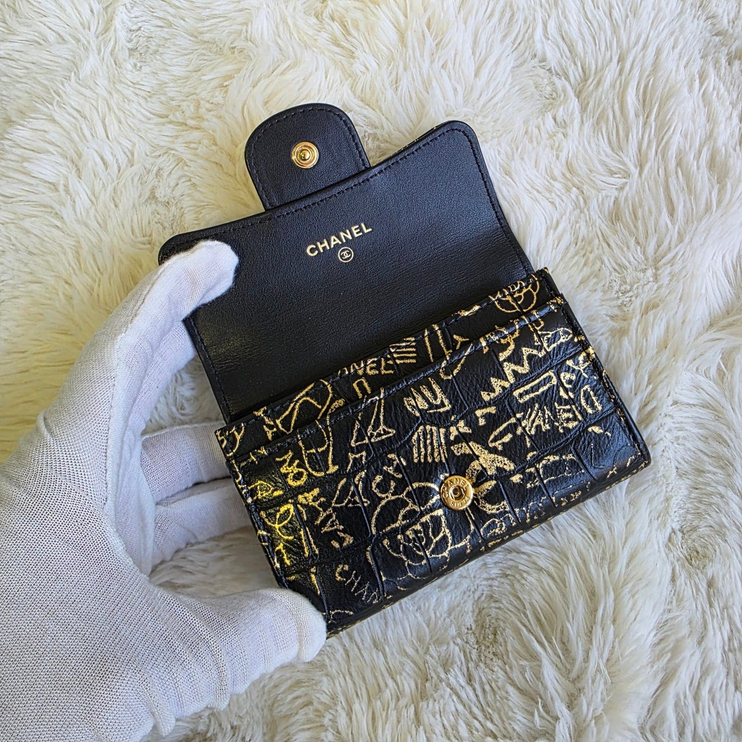 Chanel Reissue 2.55 Graffiti Leather Long Wallet (Pre-Owned)