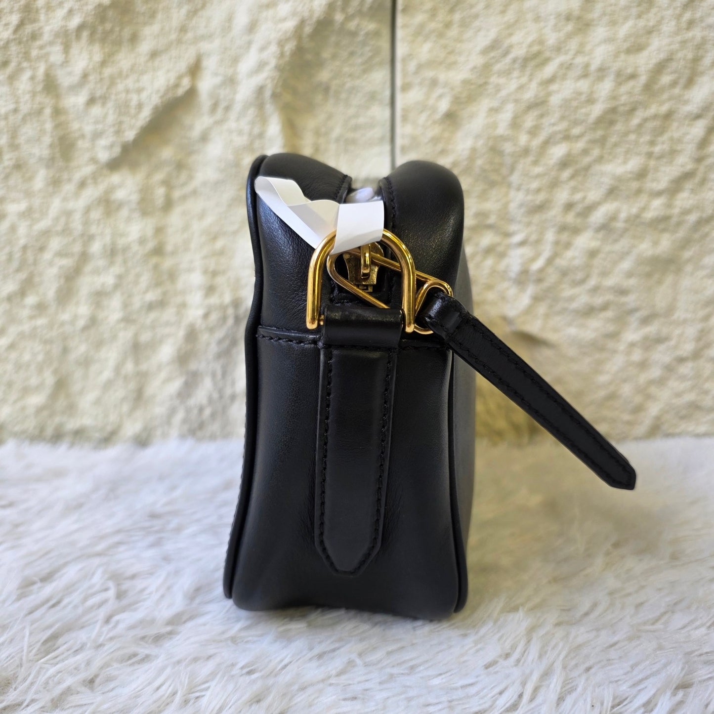 Fendi Leather Camera Shoulder Bag (Pre-Owned)