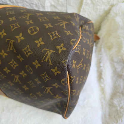Louis Vuitton Monogram Keepall Travel Bag (Pre-Owned)