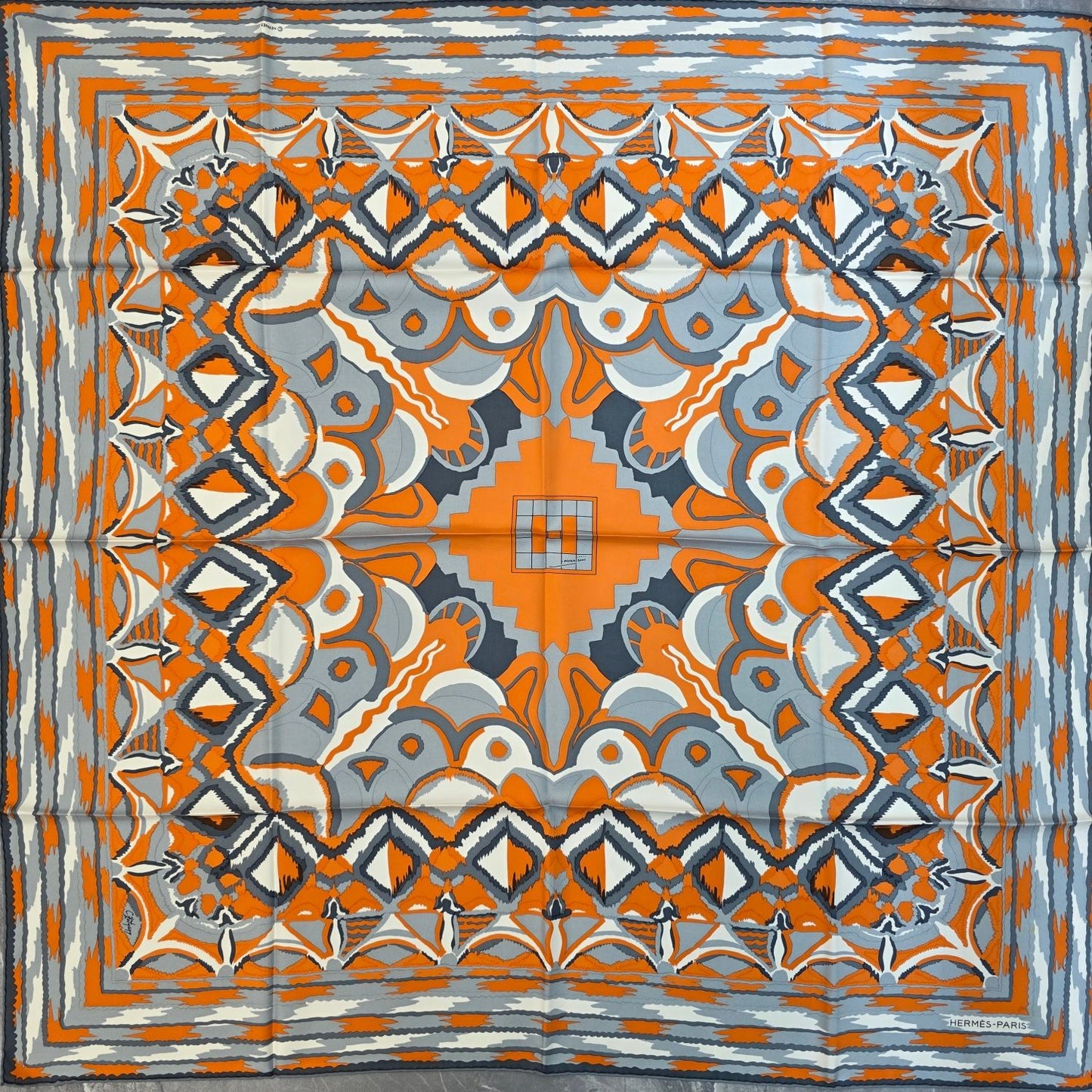 Hermès Geometric Print Silk Scarf (Pre-Owned)