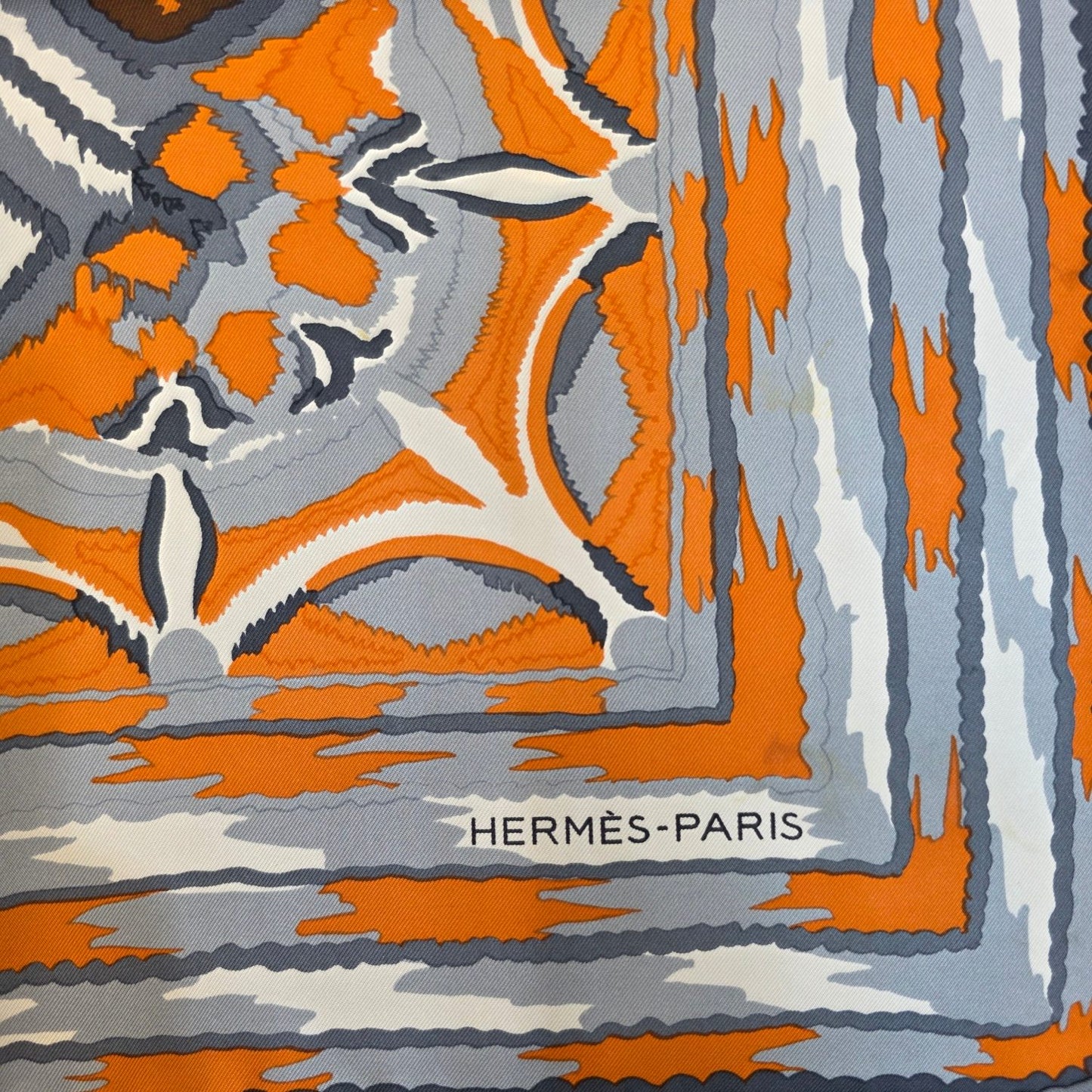 Hermès Geometric Print Silk Scarf (Pre-Owned)