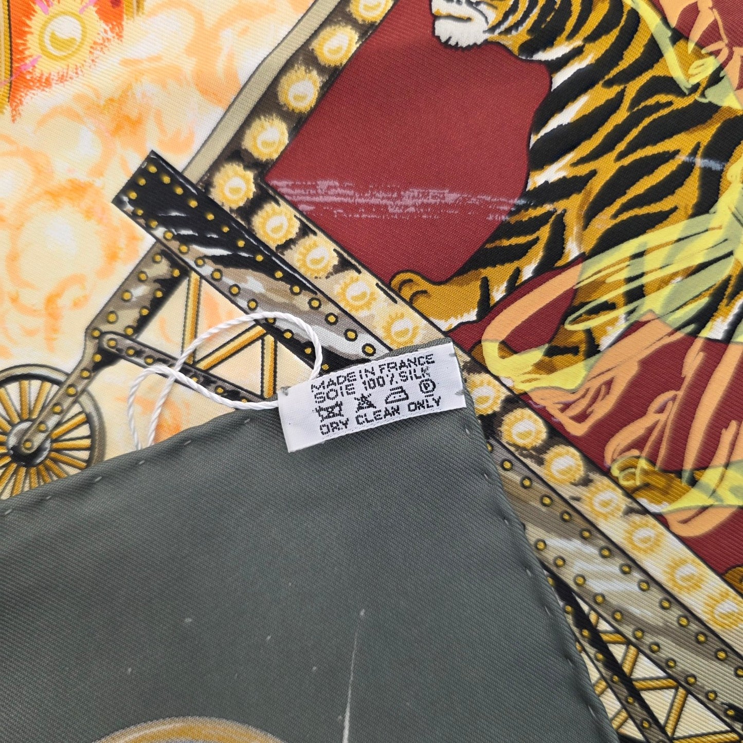 Hermès La Magie Silk Scarf (Pre-Owned)