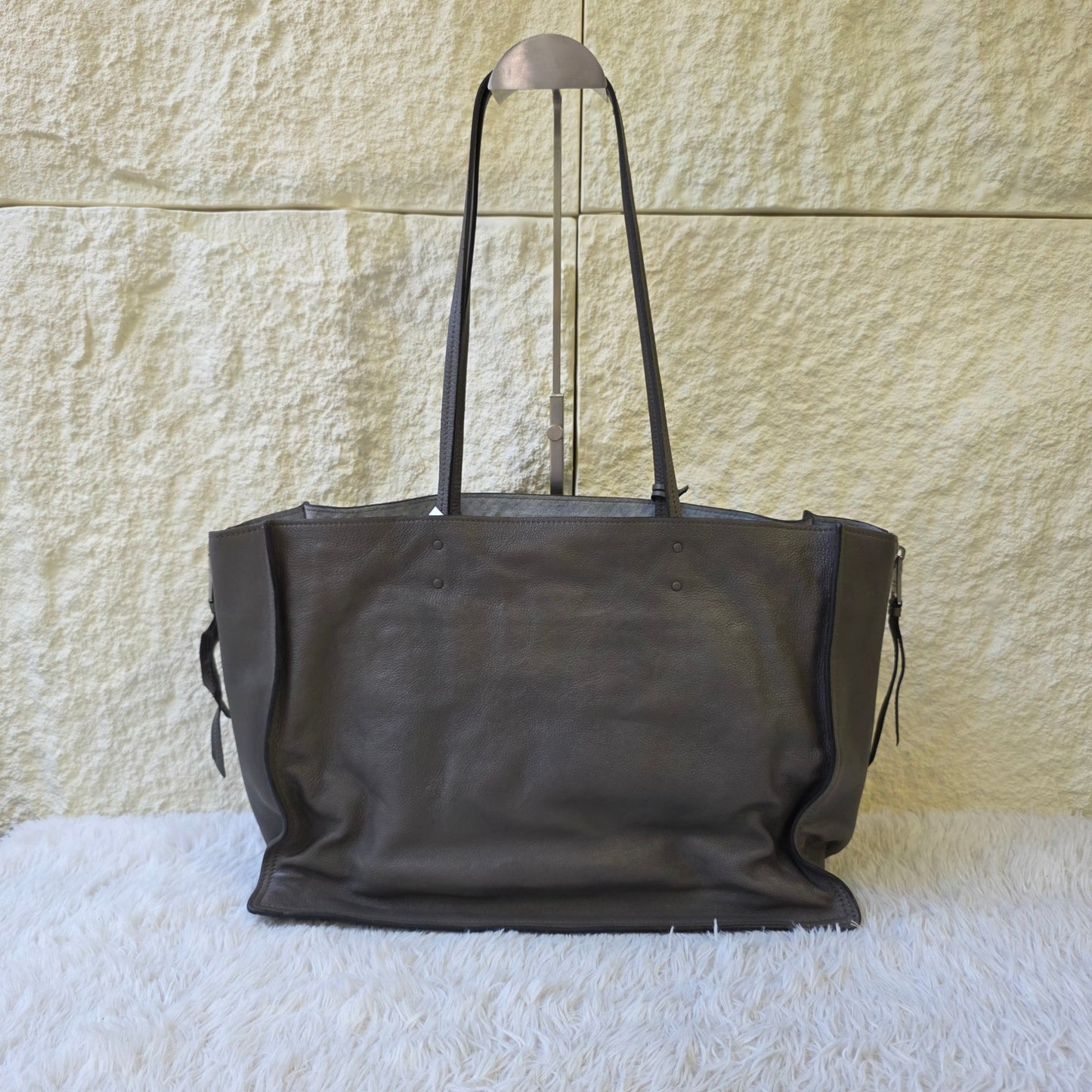 Prada Etiquette Leather Tote Bag (Pre-Owned)