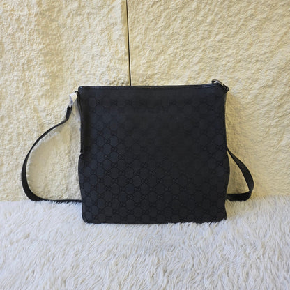 Gucci GG Canvas Crossbody Bag (Pre-Owned)