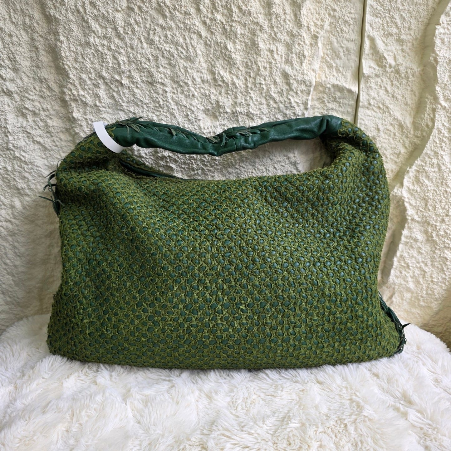 Bottega Veneta Intrecciato Leather Shoulder Bag (Pre-Owned)