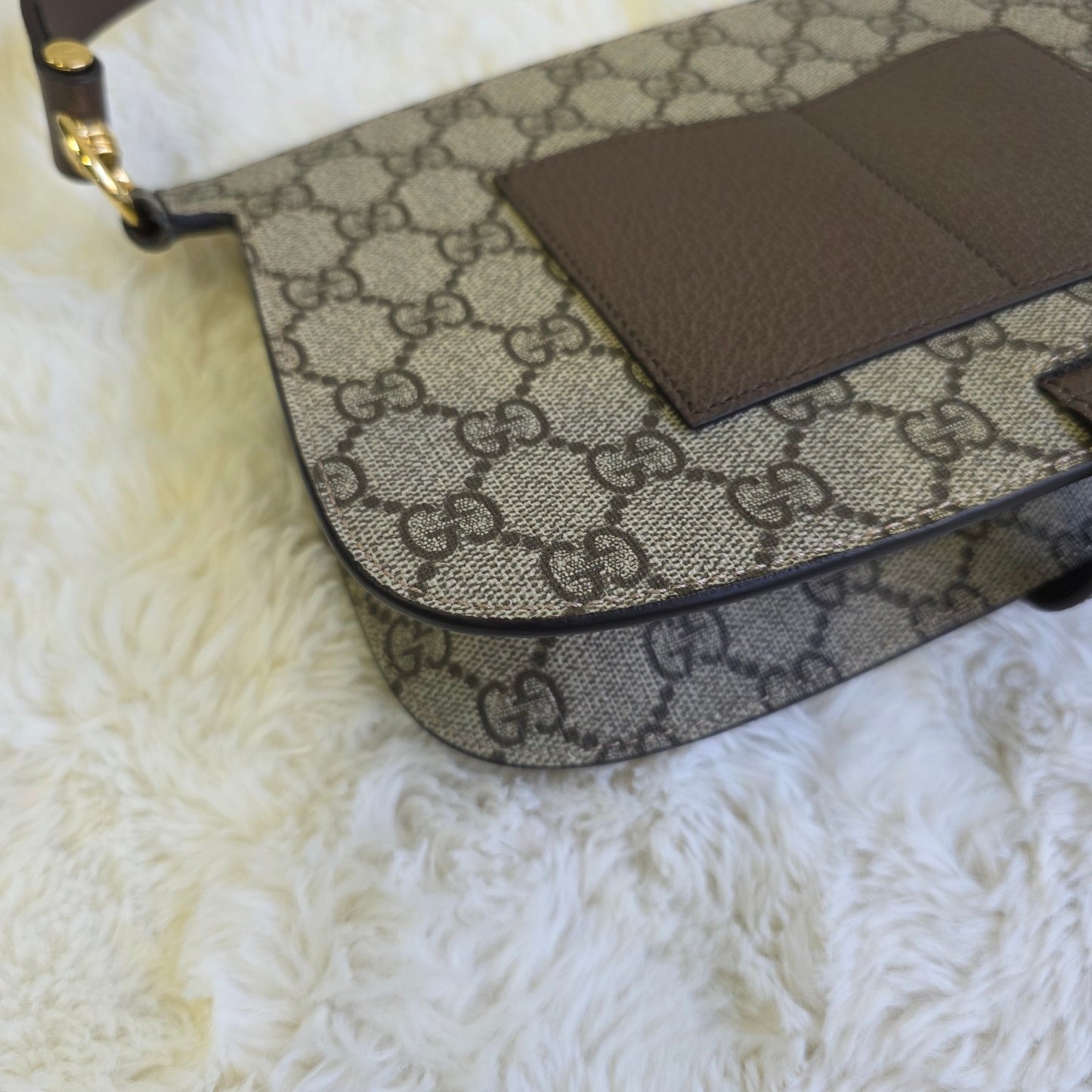 Gucci GG Canvas Shoulder Bag (Pre-Owned)
