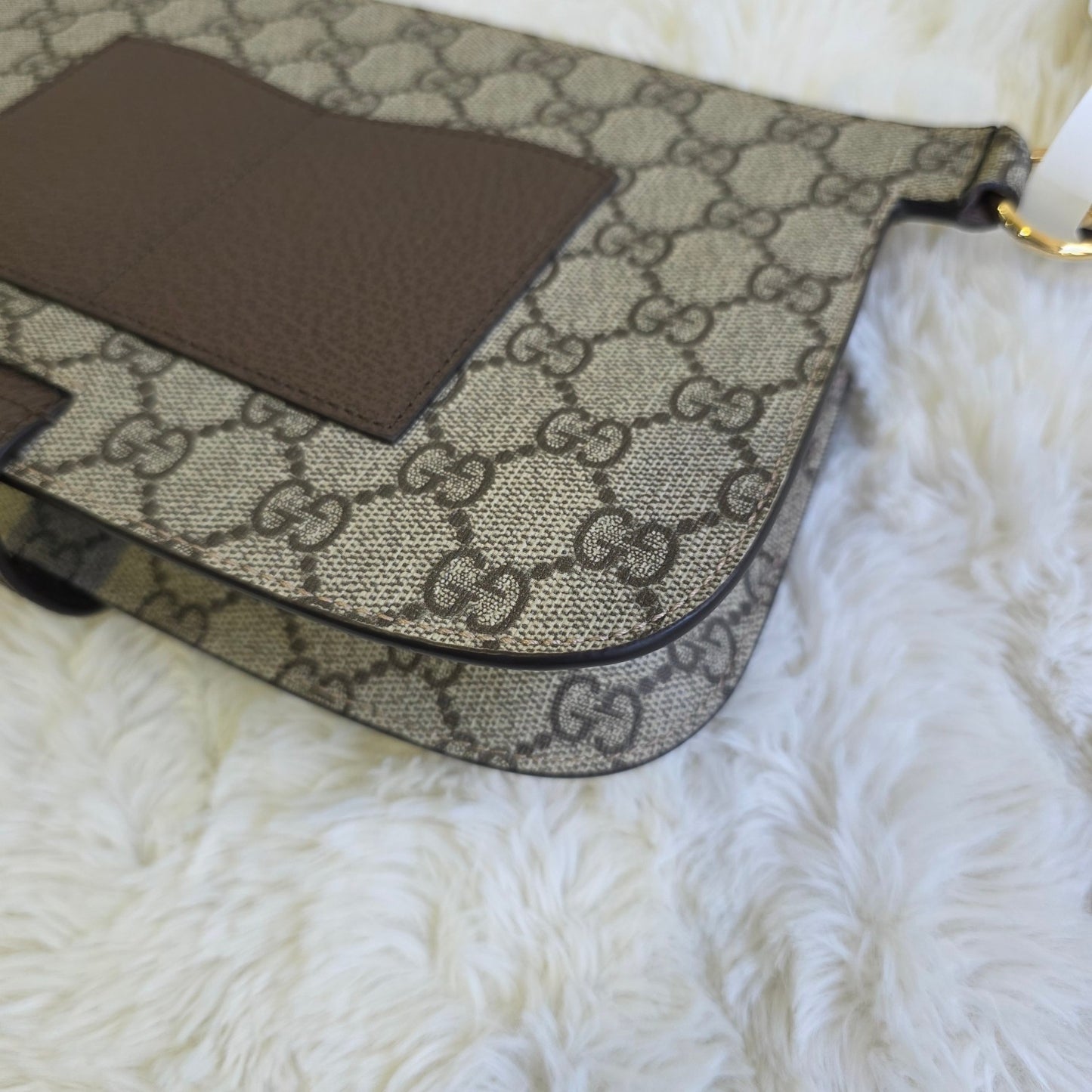 Gucci GG Canvas Shoulder Bag (Pre-Owned)