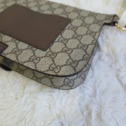 Gucci GG Canvas Shoulder Bag (Pre-Owned)