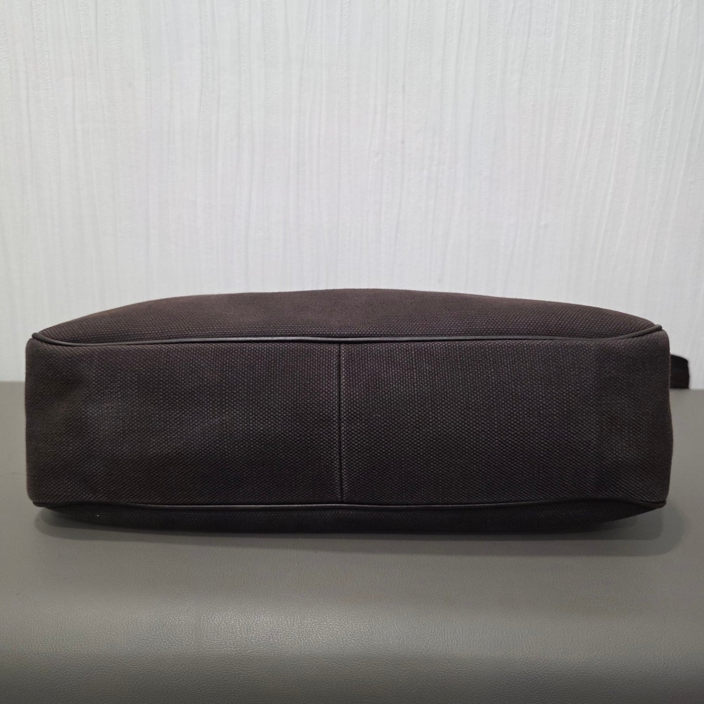 Gucci Canvas Shoulder Bag (Pre-Owned)