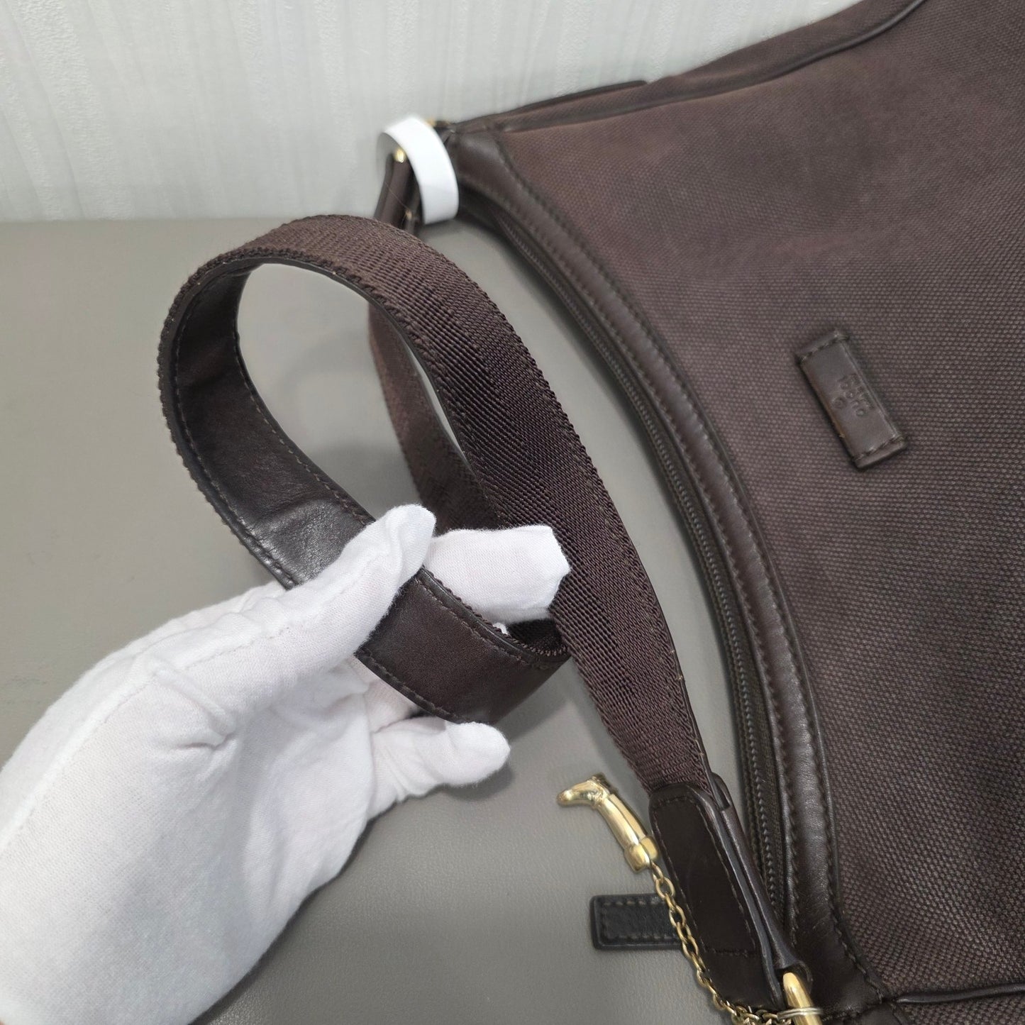 Gucci Canvas Shoulder Bag (Pre-Owned)