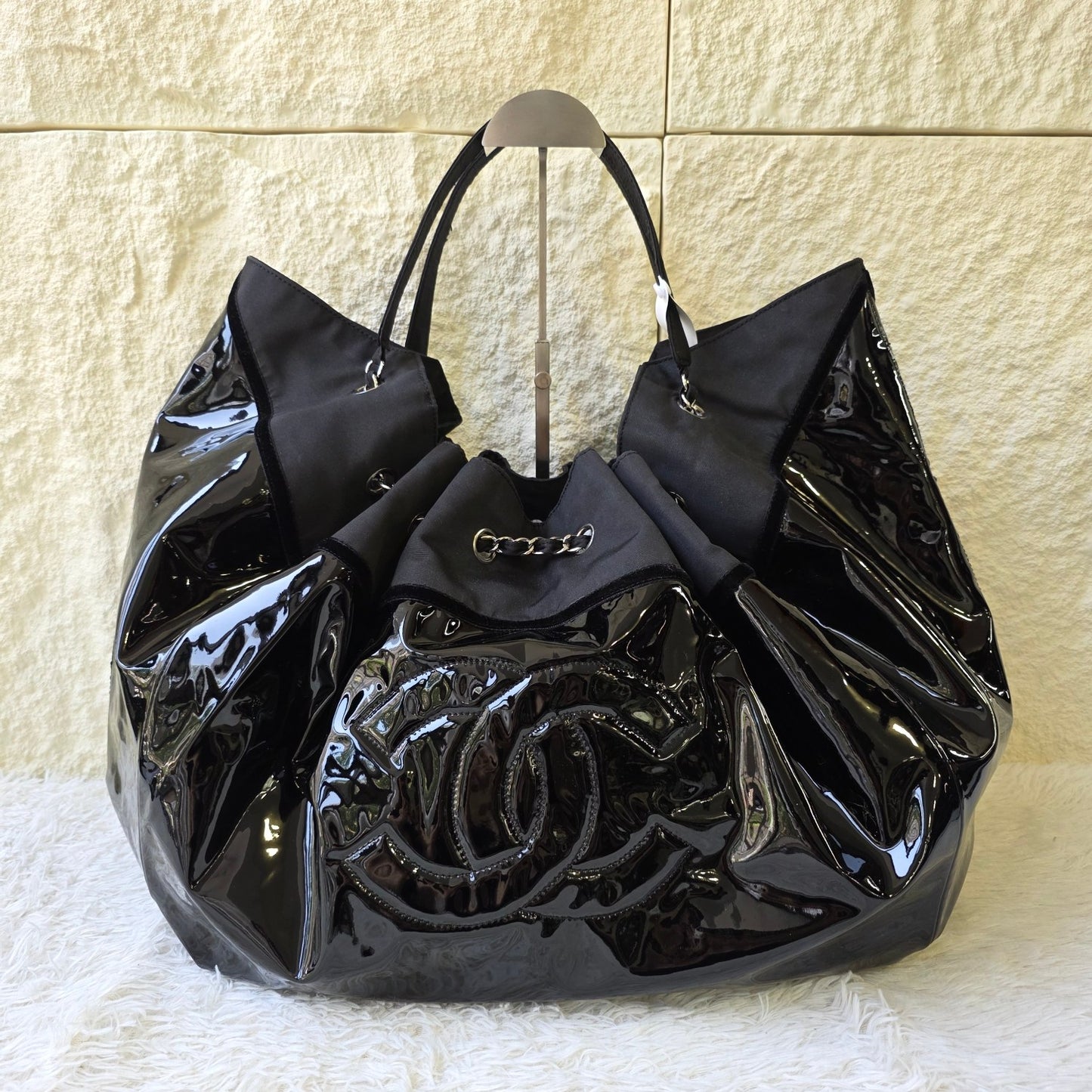 Chanel Patent CC Coco Cabas Tote Bag (Pre-Owned)