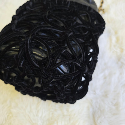 Chanel Quilted Leather Drawstring Bucket Bag (Pre-Owned)
