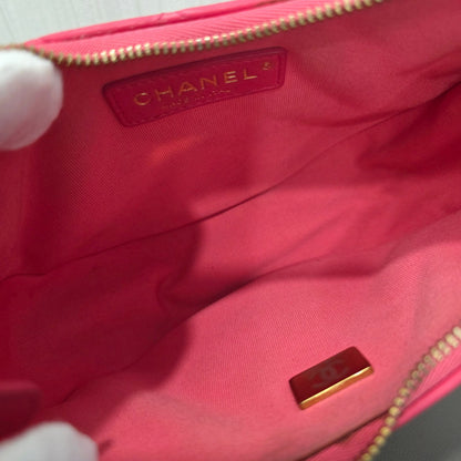 Chanel Quilted Leather Half Moon Shoulder Bag (Pre-Owned)