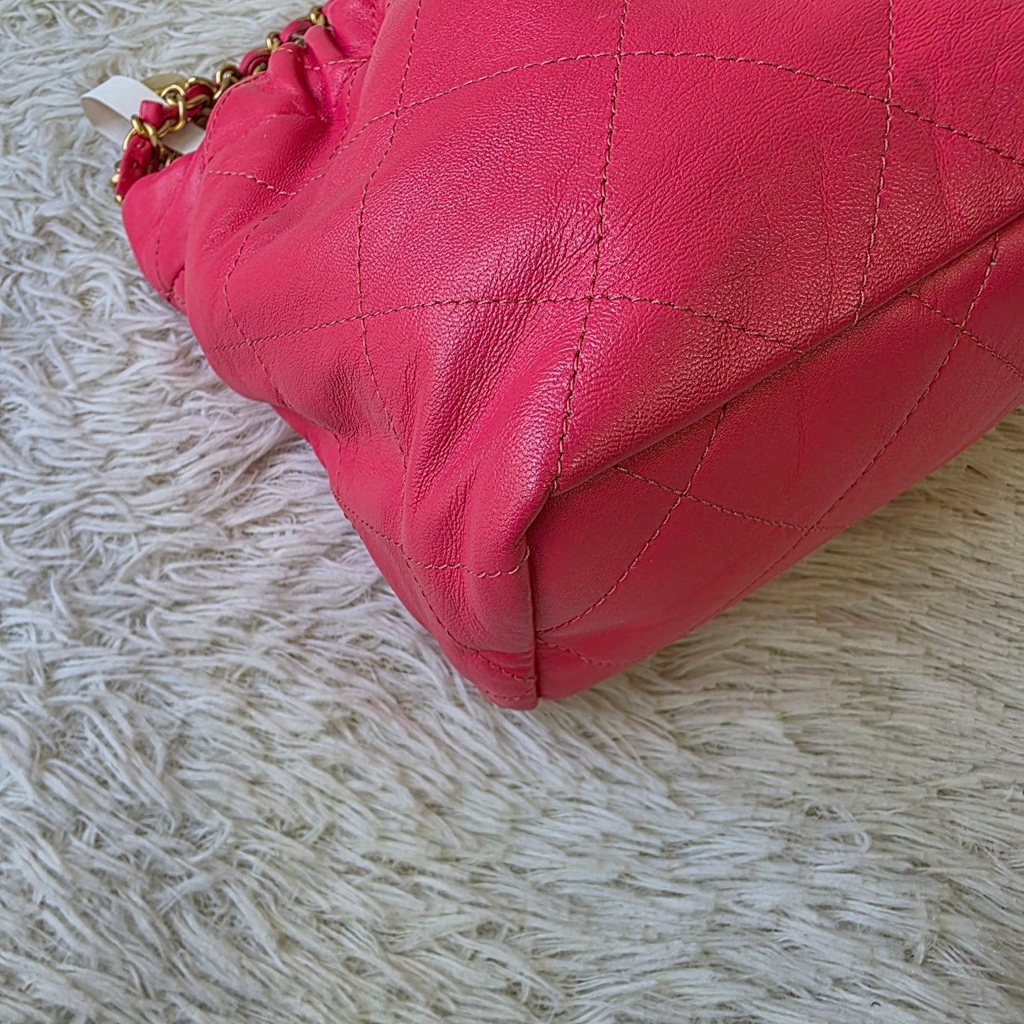 Chanel Quilted Leather Drawstring Bucket Bag (Pre-Owned)