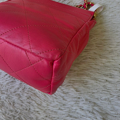 Chanel Quilted Leather Drawstring Bucket Bag (Pre-Owned)
