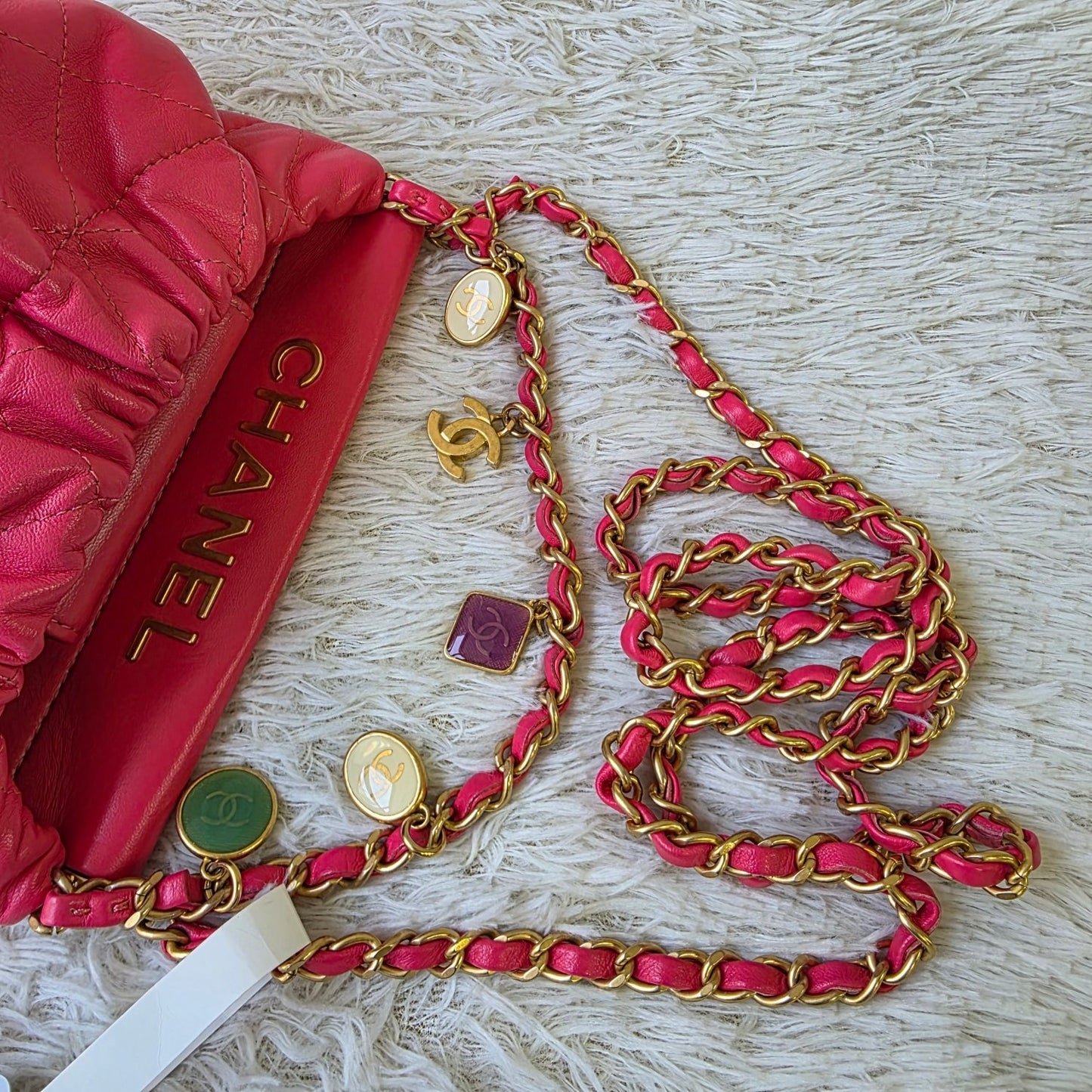 Chanel Quilted Leather Drawstring Bucket Bag (Pre-Owned)
