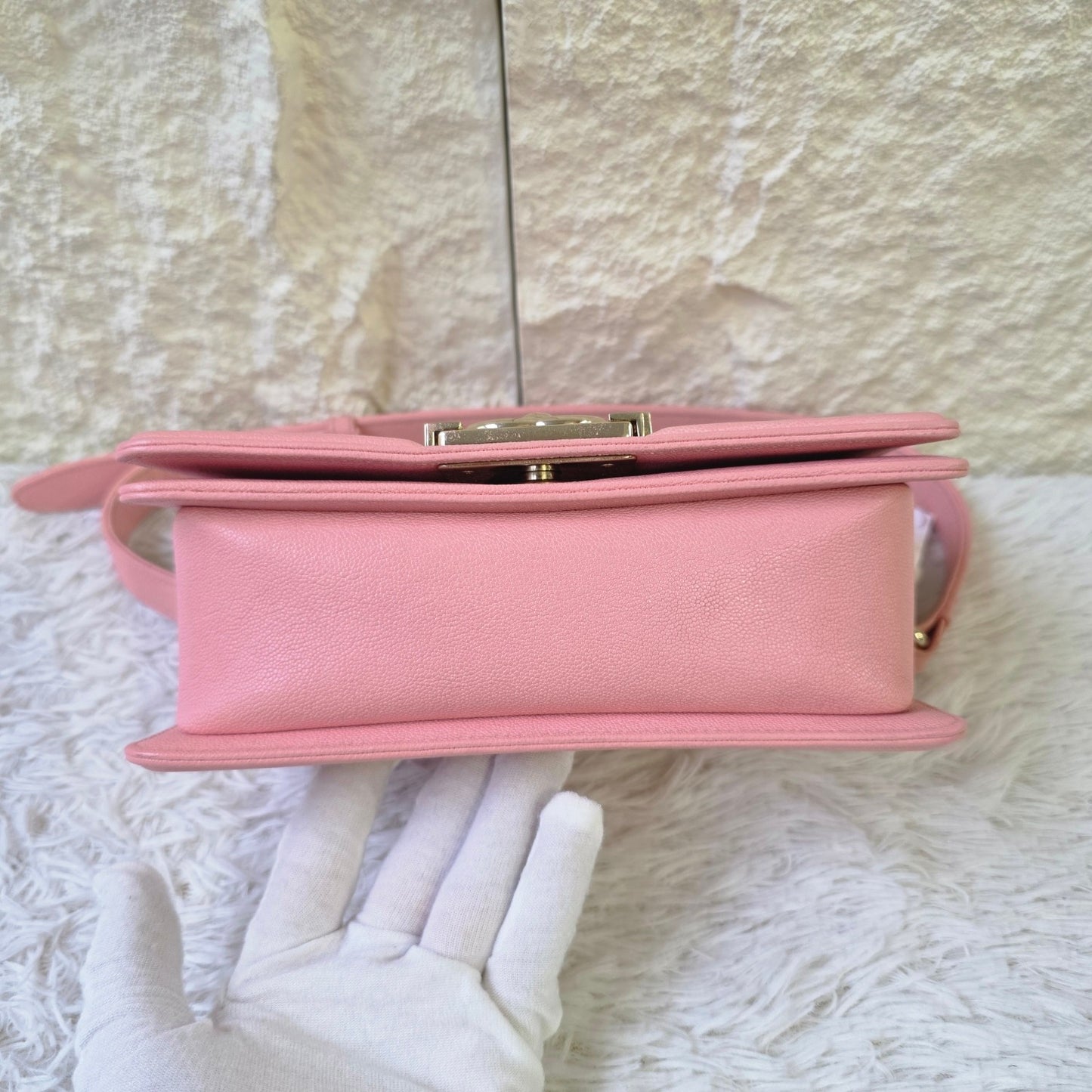 Chanel Boy Quilted Leather Chain Bag (Pre-Owned)