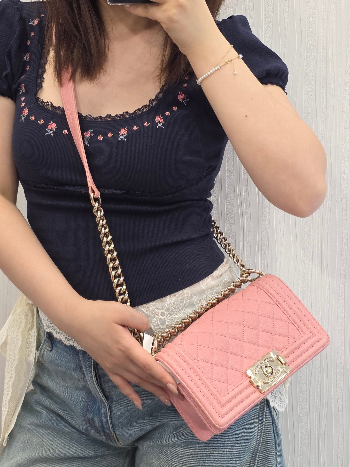 Chanel Boy Quilted Leather Chain Bag (Pre-Owned)