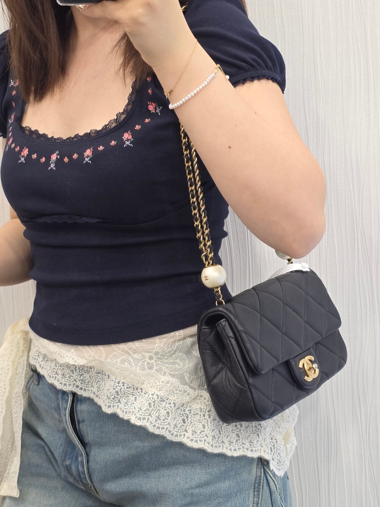 Chanel Quilted Leather Mini Chain Shoulder Bag (Pre-Owned)