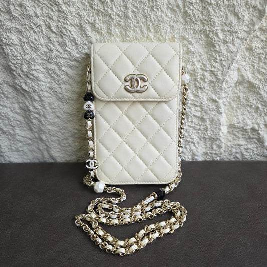 Chanel Quilted Chain Phone Holder Bag (Pre-Owned)