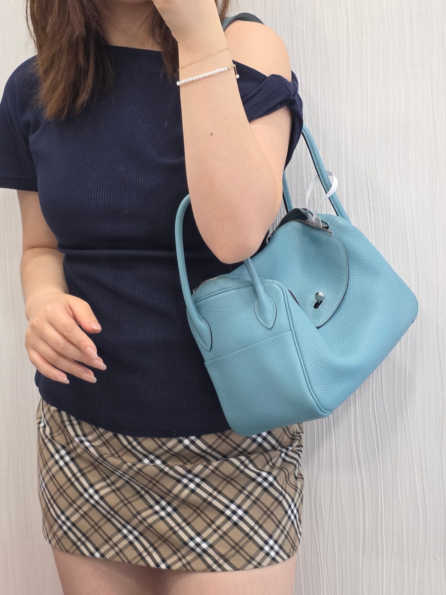 Hermès Lindy Leather Shoulder Bag (Pre-Owned)