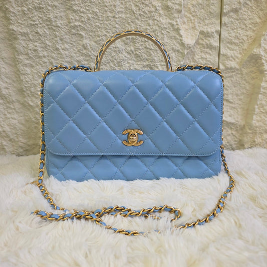 Chanel Quilted Chain Shoulder Bag (Pre-Owned)
