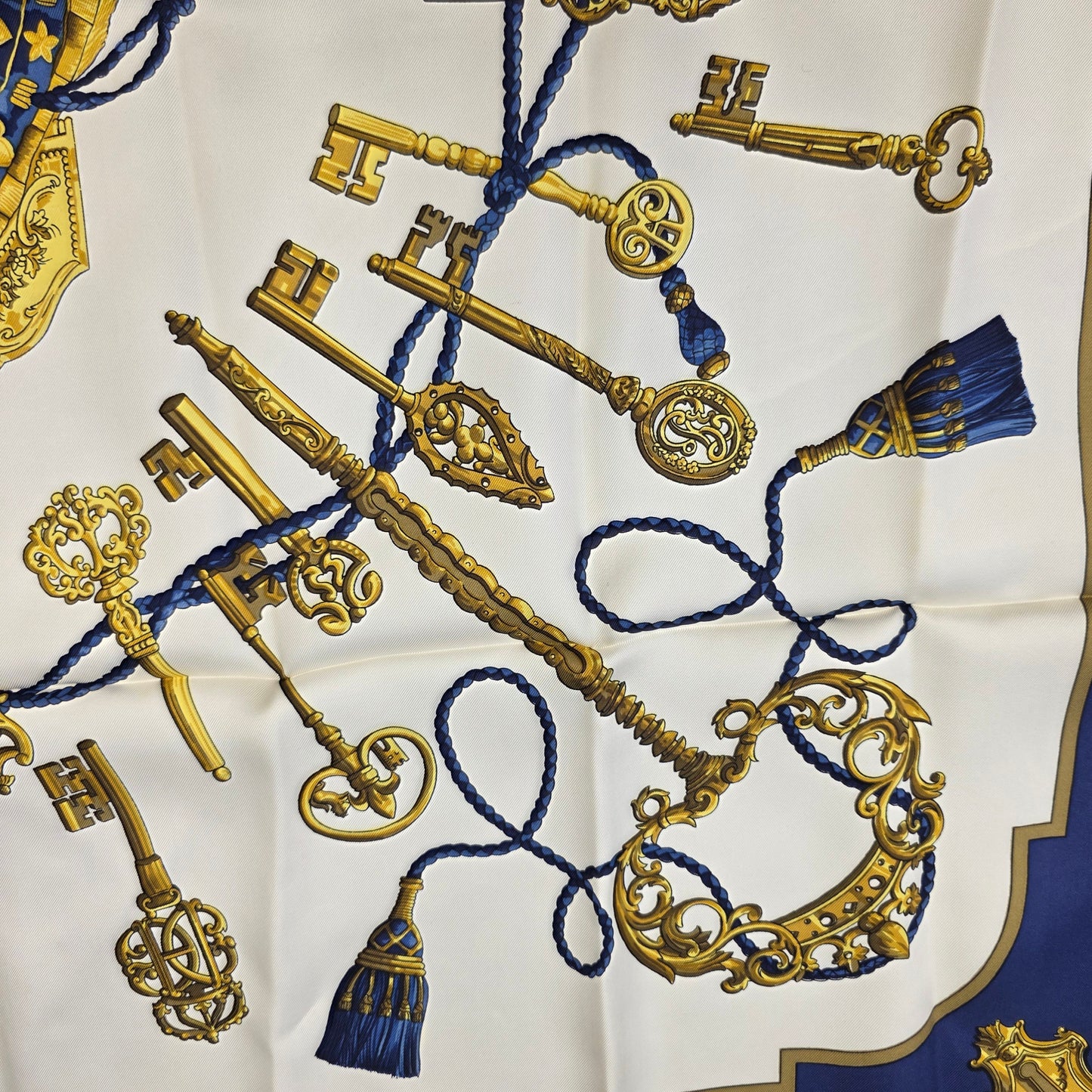 Hermès 90 Scarf "Les Clefs" [Pre-Owned]