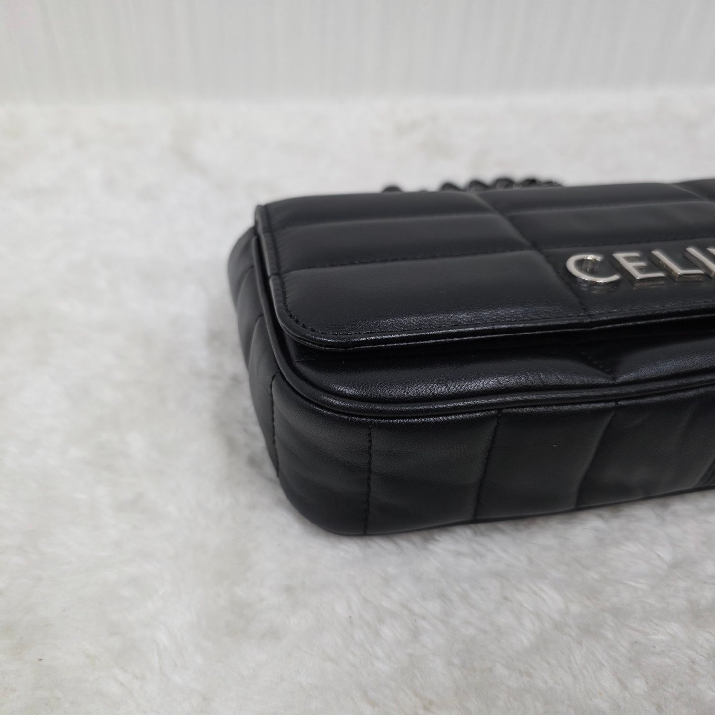 CELINE Chained Handbag (Pre-owned)