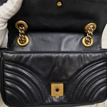 GUCCI Marmont Chained Shoulder Bag (Pre-owned)