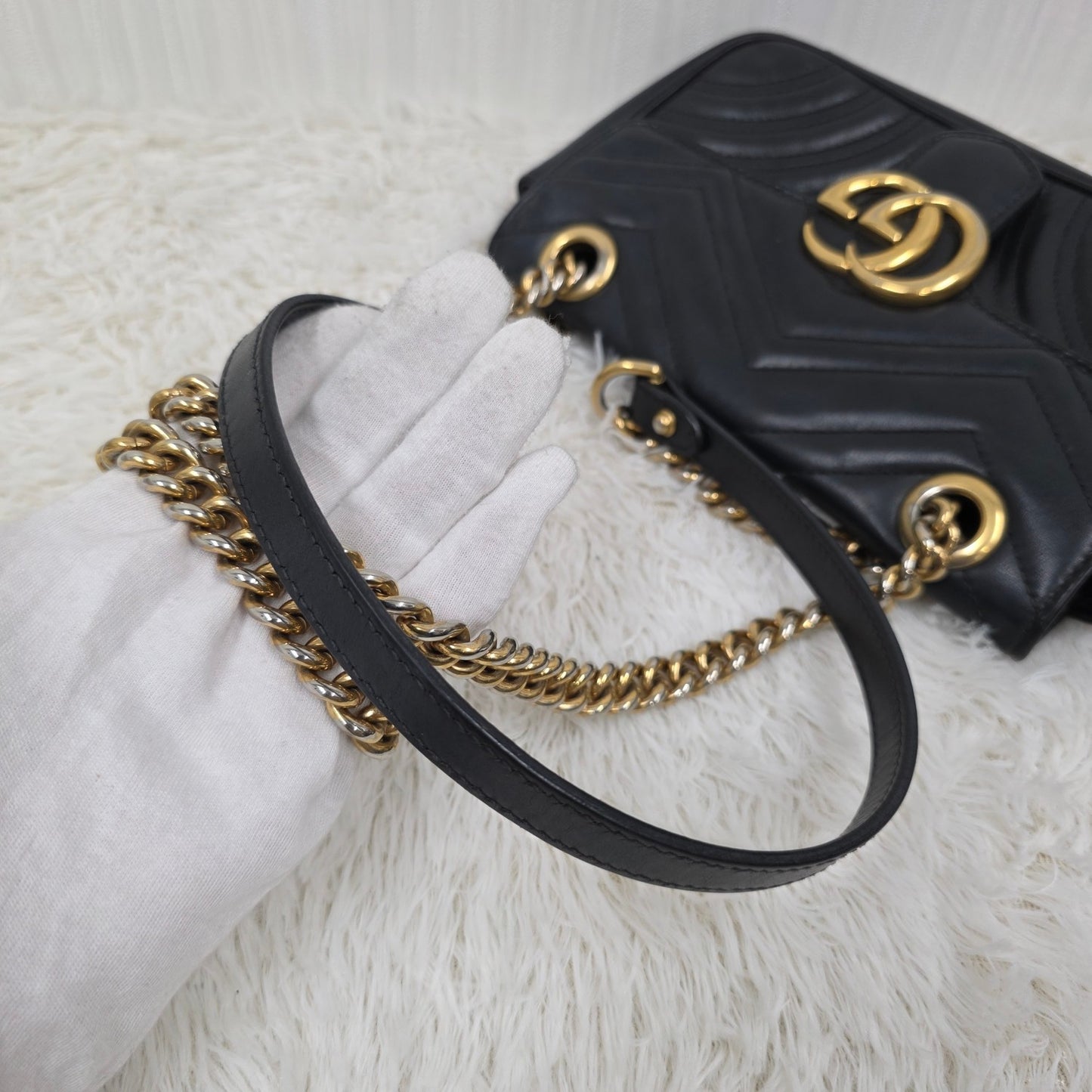 GUCCI Marmont Chained Shoulder Bag (Pre-owned)