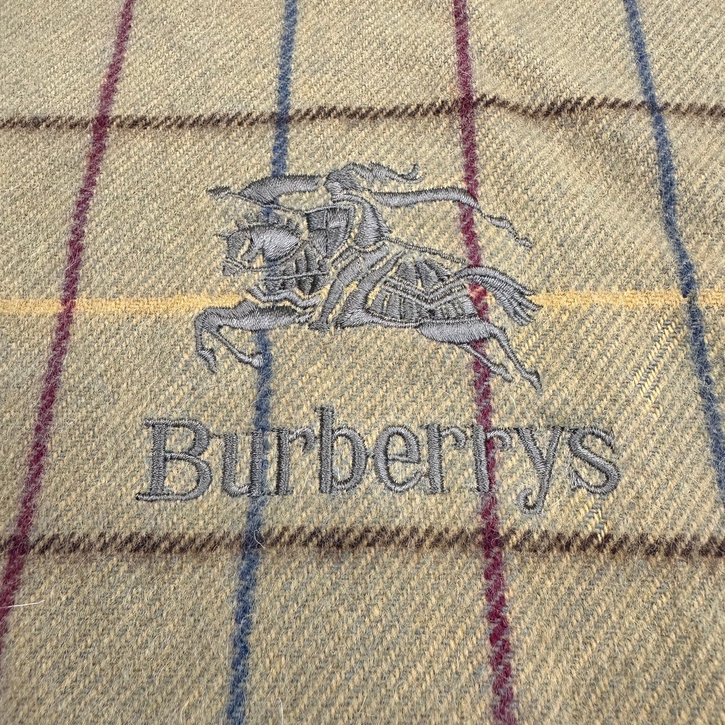 Burberry Wool Scarf (Pre-owned)