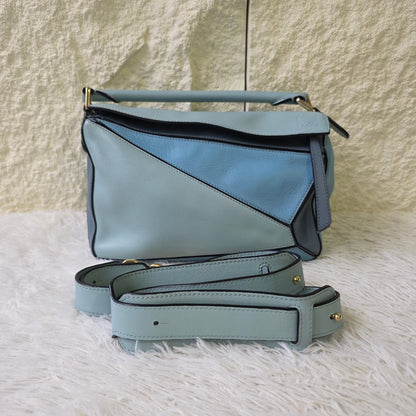 LOEWE Shoulder Bag (Pre-owned)