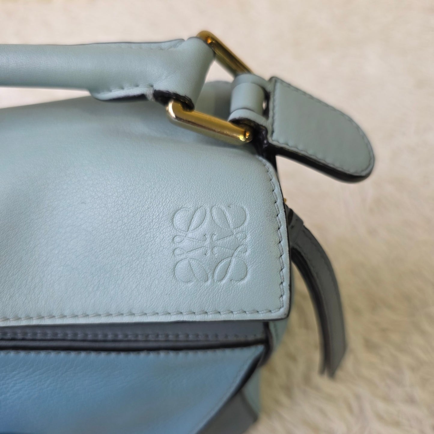 LOEWE Shoulder Bag (Pre-owned)