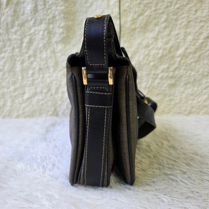 FENDI One Shoulder Bag (Pre-owned)