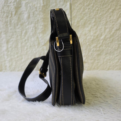 FENDI One Shoulder Bag (Pre-owned)