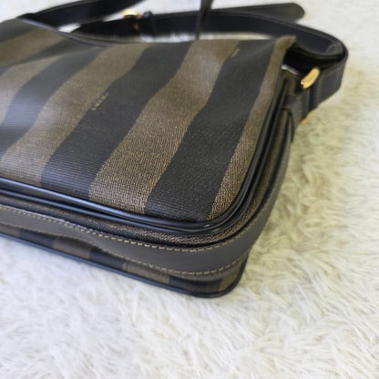 FENDI One Shoulder Bag (Pre-owned)